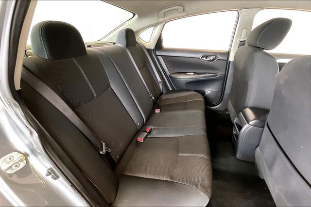Thumbnail: 2017 Nissan Sentra - 25