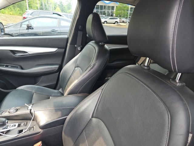 Thumbnail: 2019 INFINITI QX50 - 5