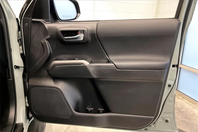 Thumbnail: 2023 Toyota Tacoma - 30