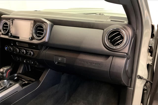 Thumbnail: 2023 Toyota Tacoma - 15