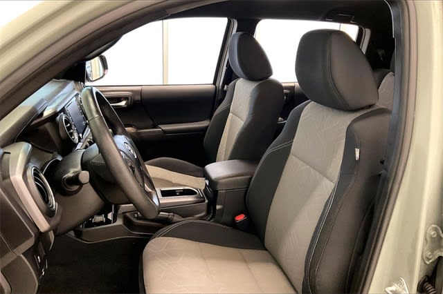 Thumbnail: 2023 Toyota Tacoma - 11