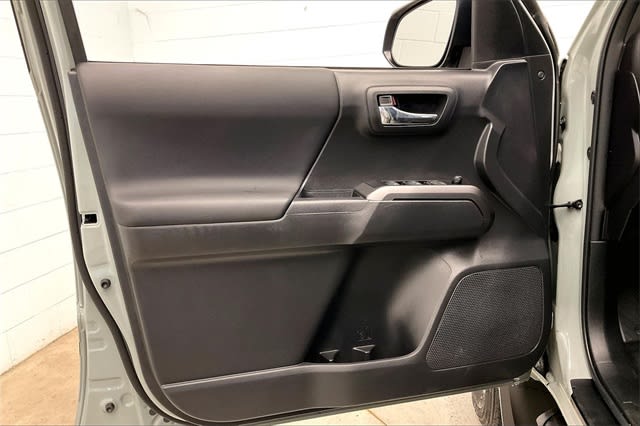 Thumbnail: 2023 Toyota Tacoma - 29