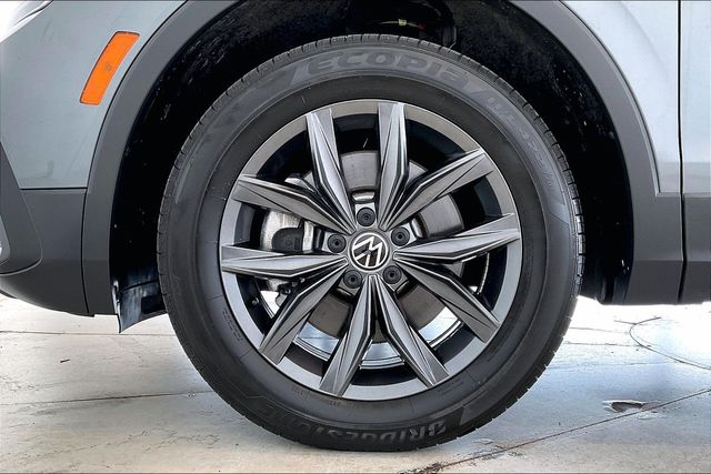 Thumbnail: 2024 Volkswagen Tiguan - 8