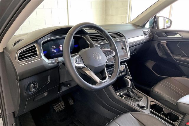 Thumbnail: 2024 Volkswagen Tiguan - 2