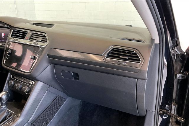 Thumbnail: 2019 Volkswagen Tiguan - 24