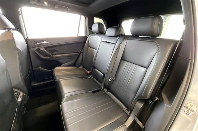 Thumbnail: 2022 Volkswagen Tiguan - 13