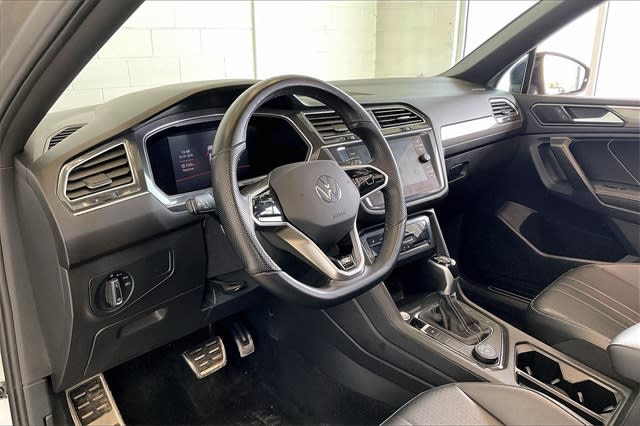 Thumbnail: 2022 Volkswagen Tiguan - 2