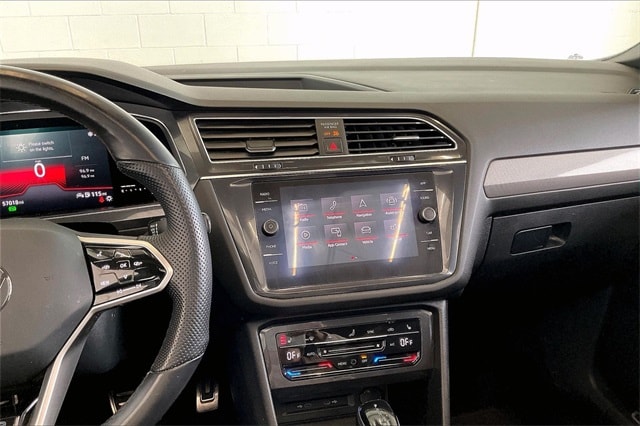 Thumbnail: 2022 Volkswagen Tiguan - 15