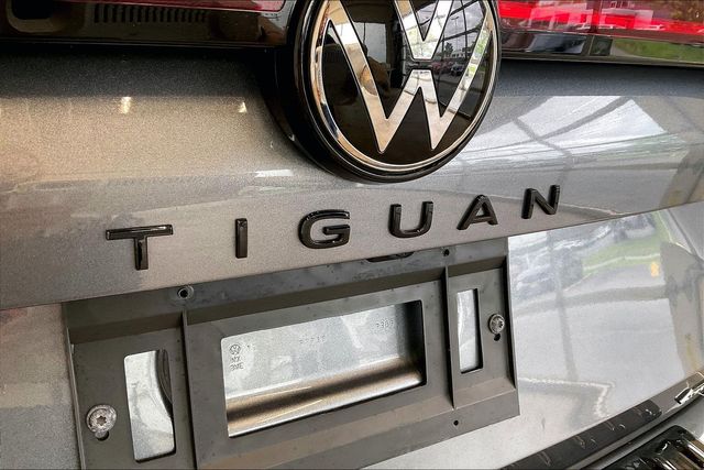 Thumbnail: 2025 Volkswagen Tiguan - 7
