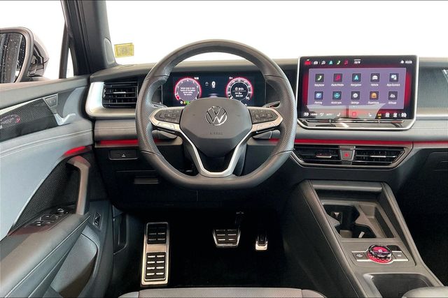 Thumbnail: 2025 Volkswagen Tiguan - 14