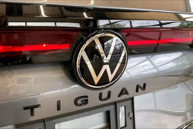 Thumbnail: 2025 Volkswagen Tiguan - 35