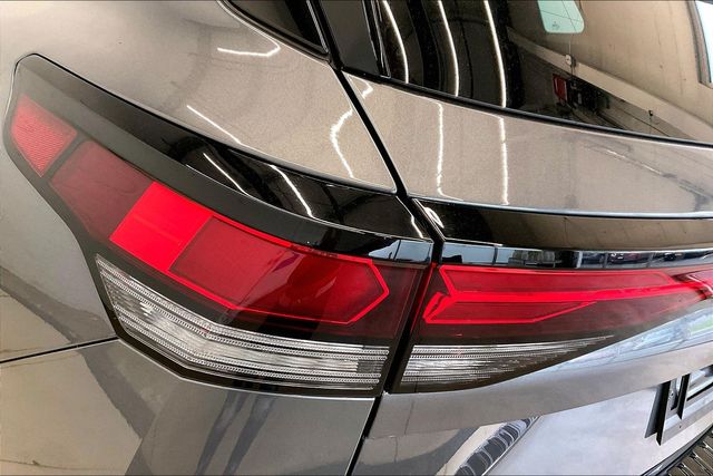 Thumbnail: 2025 Volkswagen Tiguan - 32