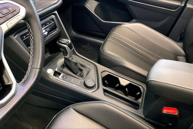 Thumbnail: 2023 Volkswagen Tiguan - 17