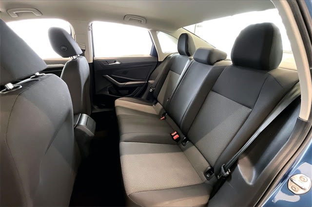 Thumbnail: 2019 Volkswagen Jetta - 13