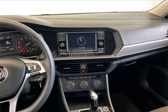 Thumbnail: 2019 Volkswagen Jetta - 15