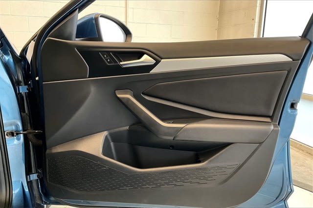 Thumbnail: 2019 Volkswagen Jetta - 30