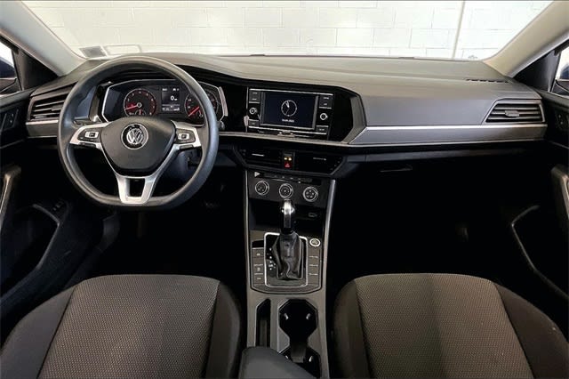 Thumbnail: 2019 Volkswagen Jetta - 10