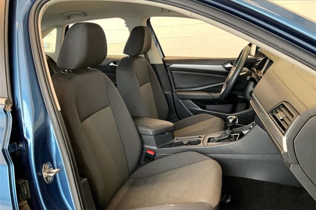 Thumbnail: 2019 Volkswagen Jetta - 22