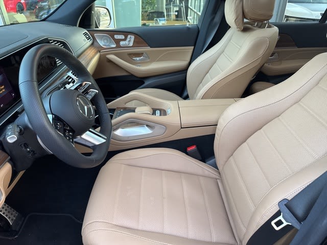 Thumbnail: 2025 Mercedes-Benz GLS - 7