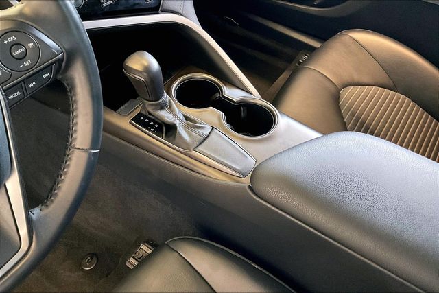 Thumbnail: 2021 Toyota Camry - 17