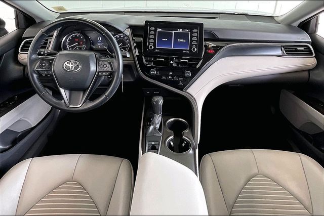 Thumbnail: 2021 Toyota Camry - 10