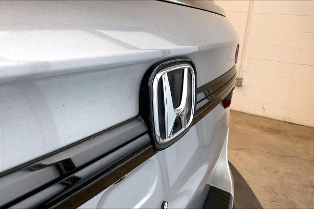 Thumbnail: 2025 Honda Odyssey - 19