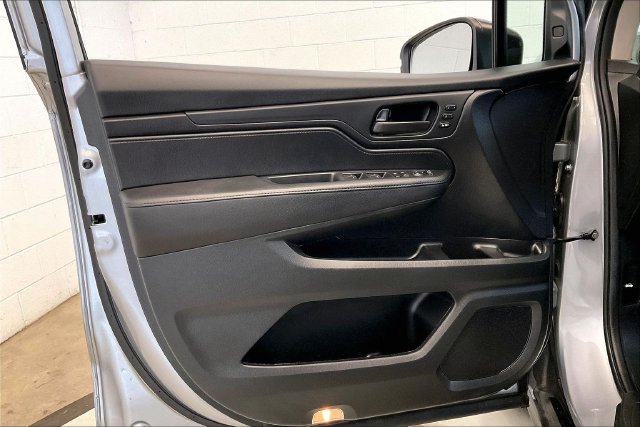 Thumbnail: 2025 Honda Odyssey - 16