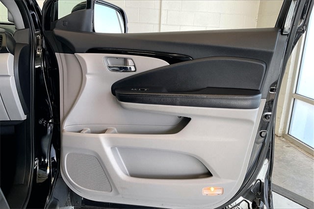 Thumbnail: 2016 Honda Pilot - 30