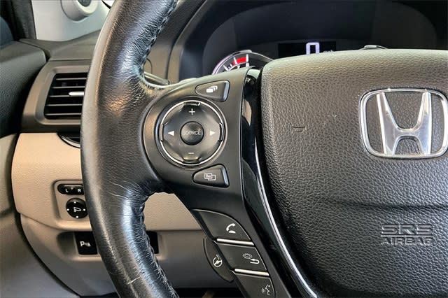 Thumbnail: 2016 Honda Pilot - 26