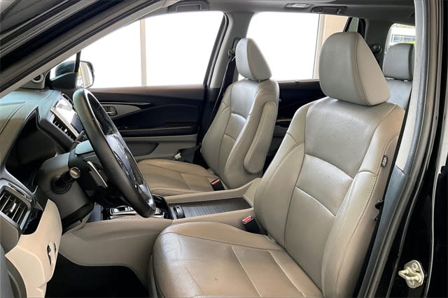 Thumbnail: 2016 Honda Pilot - 11