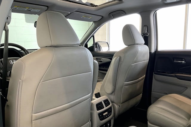 Thumbnail: 2016 Honda Pilot - 13