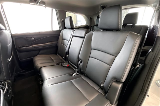 2022 Honda Pilot SE 21