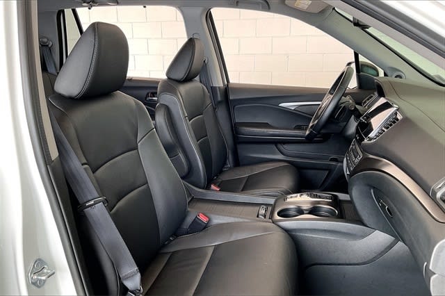 2022 Honda Pilot SE 12
