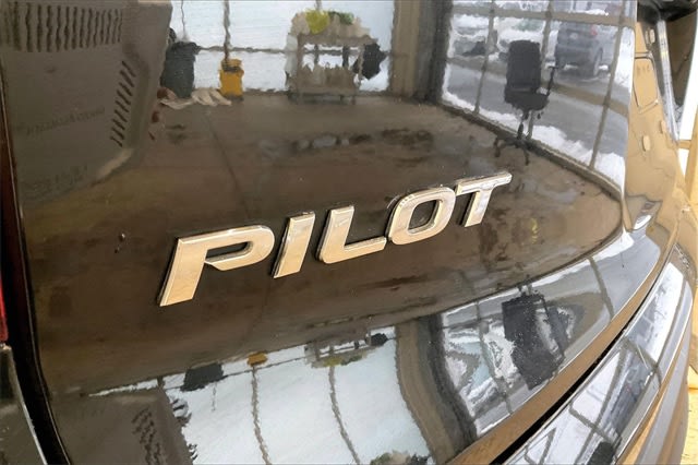 Thumbnail: 2019 Honda Pilot - 35