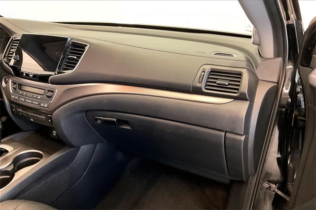 Thumbnail: 2019 Honda Pilot - 24