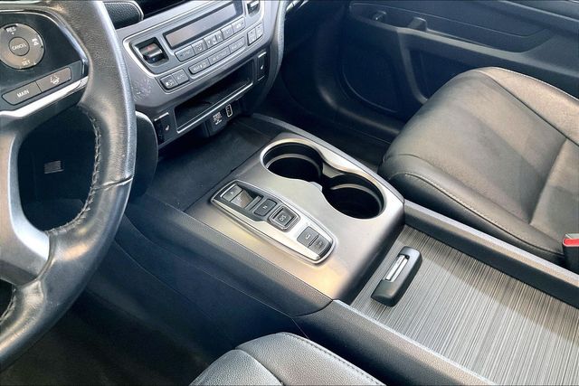 Thumbnail: 2021 Honda Pilot - 16