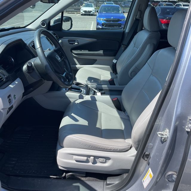 Thumbnail: 2019 Honda Pilot - 6
