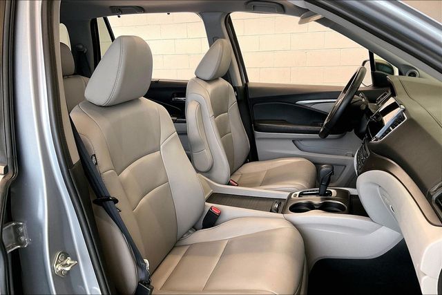 Thumbnail: 2019 Honda Pilot - 21