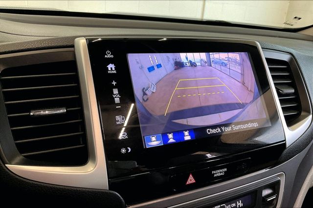 Thumbnail: 2018 Honda Pilot - 28