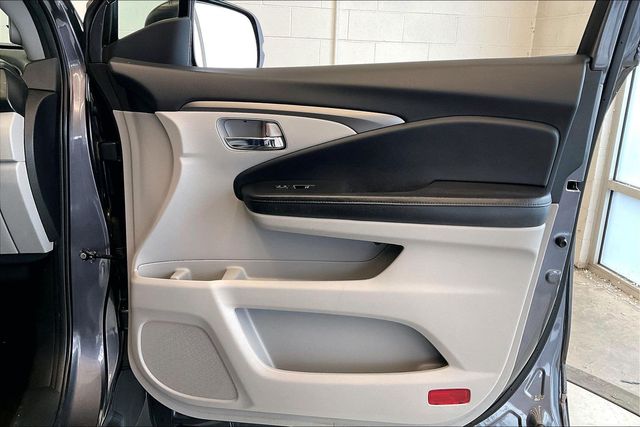 Thumbnail: 2018 Honda Pilot - 30