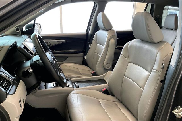 Thumbnail: 2018 Honda Pilot - 11