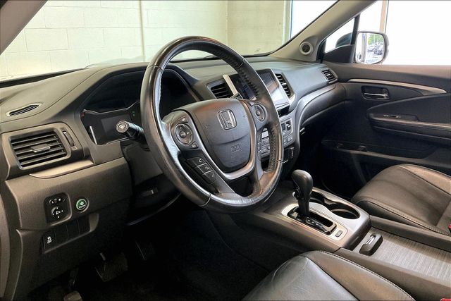 Thumbnail: 2018 Honda Pilot - 2