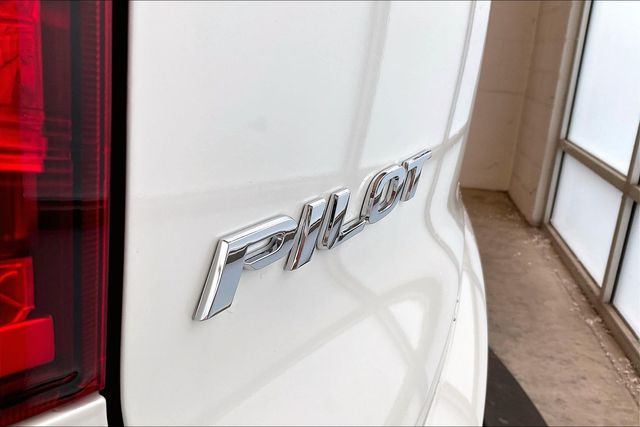 Thumbnail: 2018 Honda Pilot - 35