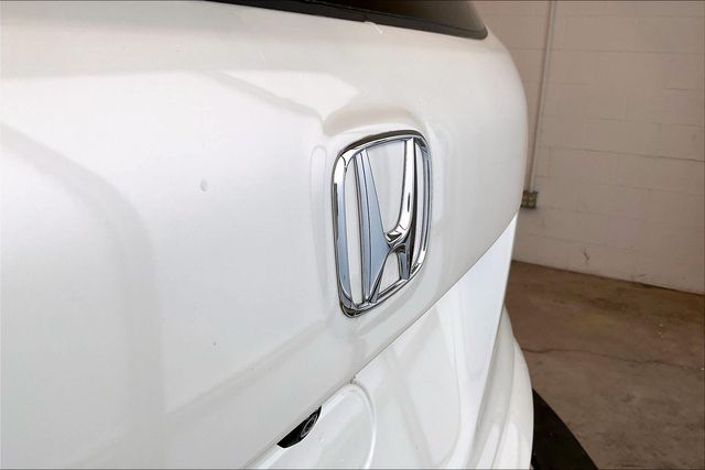 Thumbnail: 2018 Honda Pilot - 7