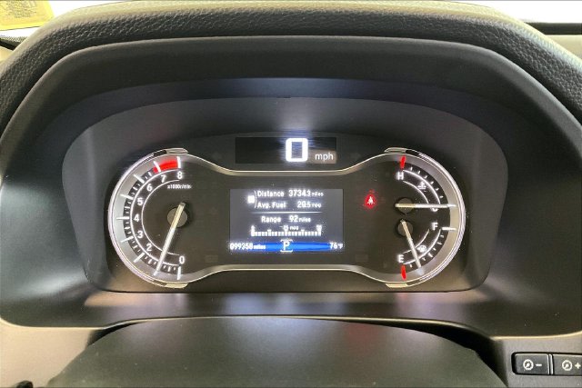Thumbnail: 2017 Honda Pilot - 17