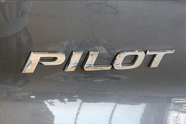 2022 Honda Pilot Touring 35