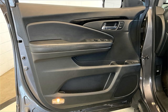 2022 Honda Pilot Touring 29