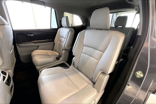 Thumbnail: 2020 Honda Pilot - 13
