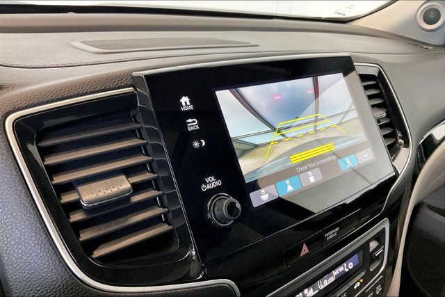 Thumbnail: 2020 Honda Pilot - 28