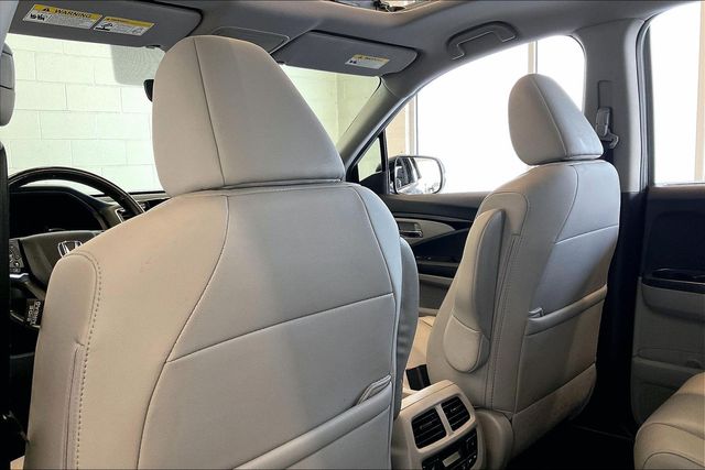 Thumbnail: 2020 Honda Pilot - 12
